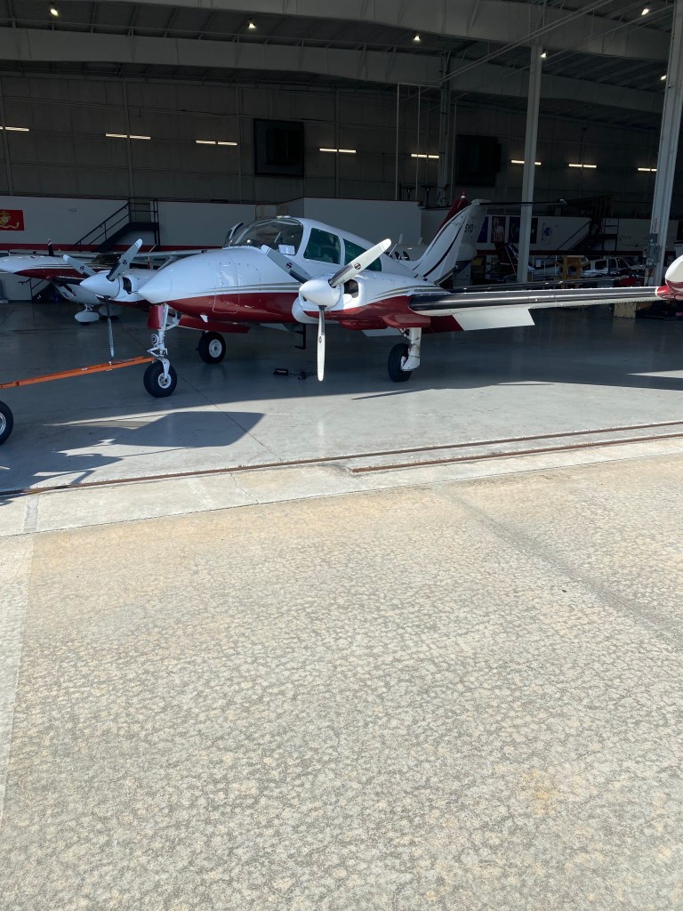 cessna 310